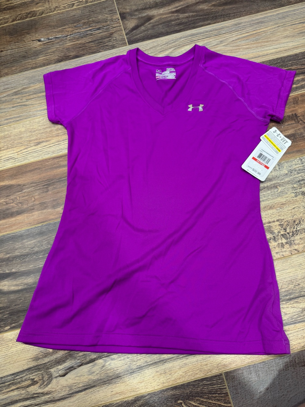 Under Armour Women's Short Sleeve V-Neck Tee in Bright Magenta